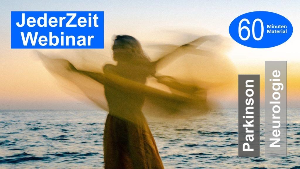 Sie sehen eine Frau am Meer, die schnell die Arme schwenkt, als Assoziation zum Webseminar zum Basiswissen über Parkinson in Ergotherapie + Physiotherapie in der Rehabilitation von Parkinsonbetroffenen in Klinik + Praxis